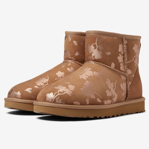 UGG CLASSIC MINI FLORAL FOIL BOOTS- Color AMPHORA - Picture 6 of 12